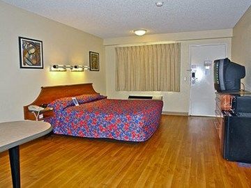 Motel 6 Anaheim Maingate מראה חיצוני תמונה