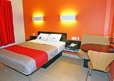 Motel 6 Anaheim Maingate מראה חיצוני תמונה
